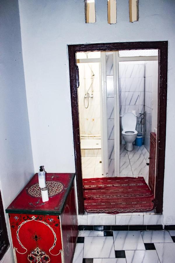 Cordoba Pension Chefchaouen Esterno foto